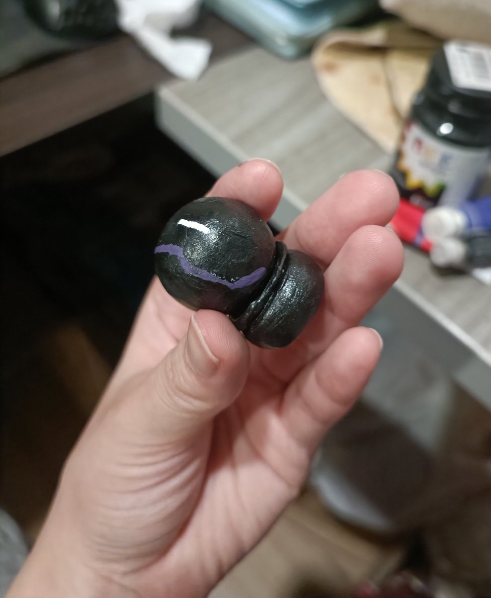 Monnekiakia26's tweet photo. I made mini Replica🥰🥰🖤💜✨✨ https://t.co/D392pDUcHt