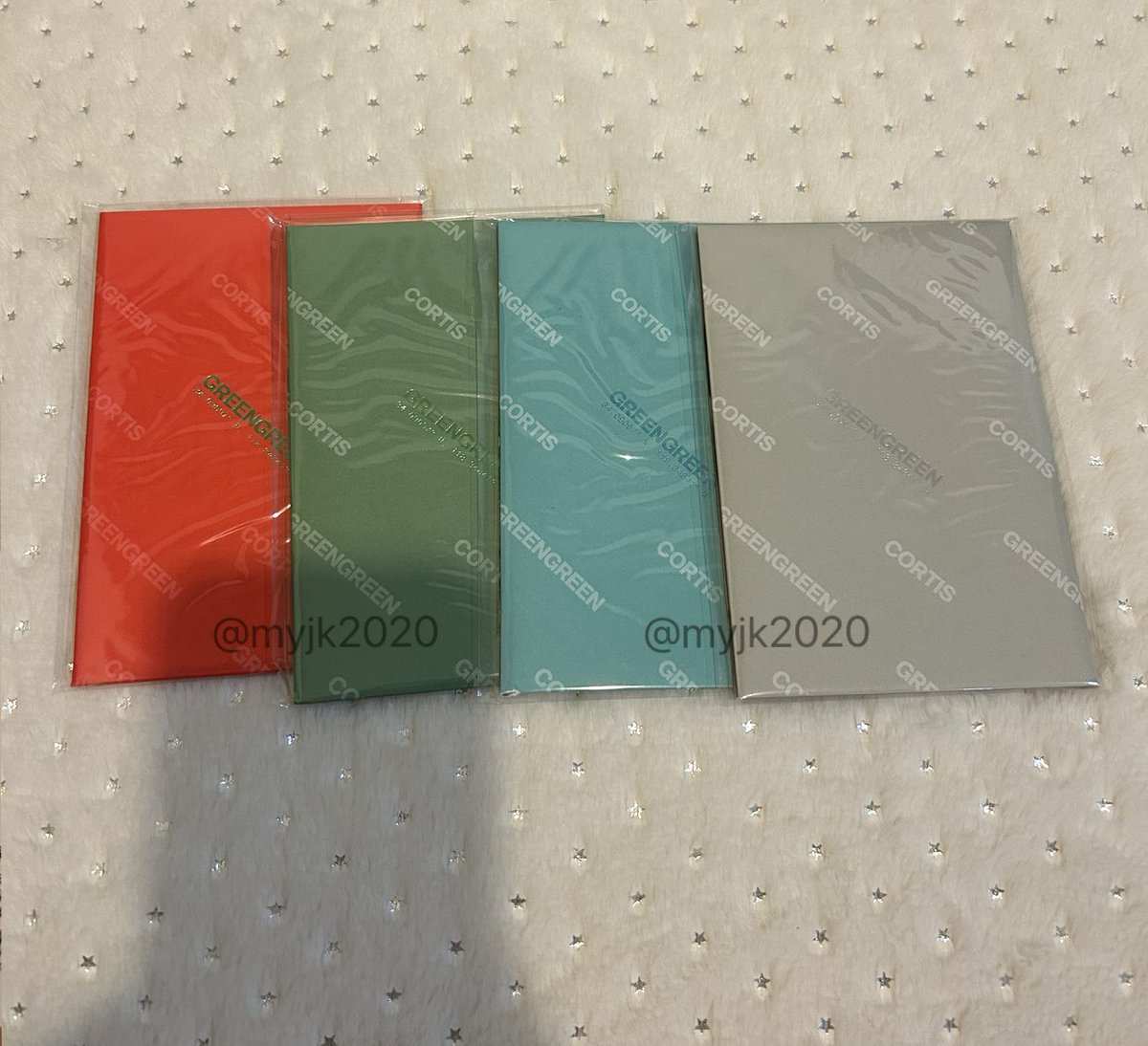 Myjk2020's tweet photo. พร้อมส่ง
CORTIS - 2nd EP Album [GREENGREEN] 
(ยังไม่แกะ) 

250฿ 

💌ค่าส่ง 40฿
สนใจdmได้เลยคับ 

#ตลาดนัดcortis #ตลาดนัดคอร์ติส https://t.co/VH1wV3qESx