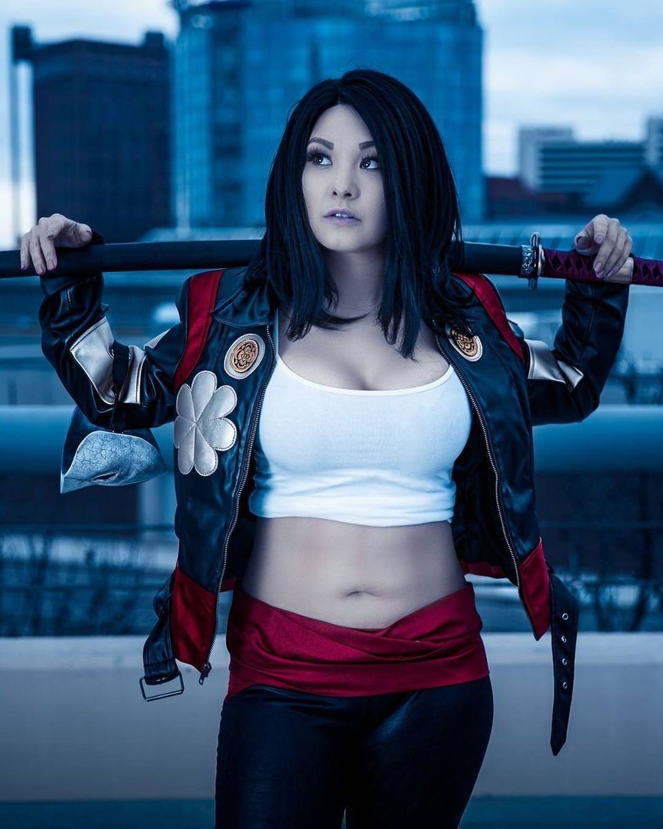 KRMedulla1983's tweet photo. Happy #MiaMonday, fellow fans of birthday girl @AniMiaOfficial! Wonder what Mia got for her birthday! How was your weekend? We got hit with a ton of rain. Hope to look over some cosplay projects this week. Have a good week. Anxious to see Mia's stream. Be careful out there! https://t.co/A5SiTfbXdu