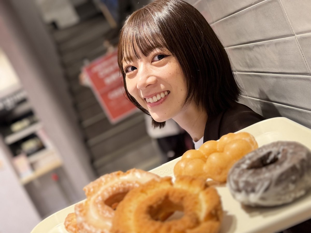 kitanohinako___'s tweet photo. 髪の毛きりました！ https://t.co/ikrZa0Qk8B