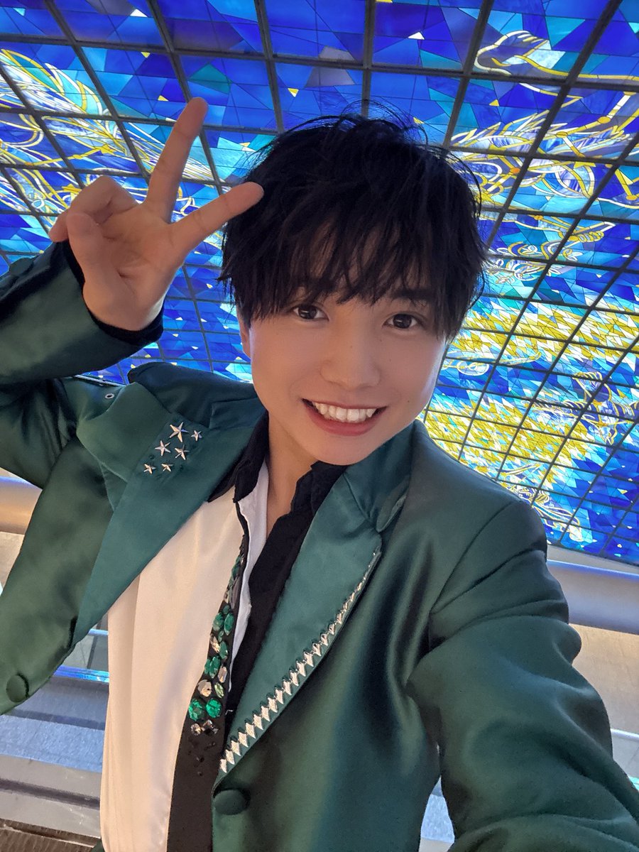 jinkun_ReL's tweet photo. 『昭和101年 スーパーソングブックショウ！』
ありがとうございました‼️

素敵な出演者のみなさんと一緒にステージに立てたことがとっても嬉しいです✨
そして昔から聴いてた曲を歌って踊れてバク宙もさせていただけて幸せでした😊 https://t.co/AyUXcMwnk5