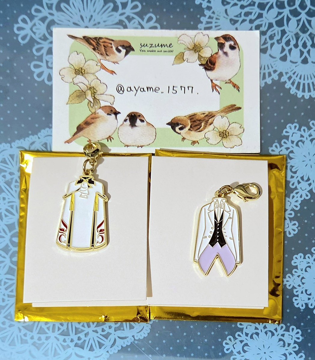 ayame_1577's tweet photo. 【譲渡】
Pandora hearts ミュージカル パンミュ ランダム舞台衣裳チャーム

譲→
バルマ.ラトウィッジ校男子制服

求→
定価(900円)+送料

兵庫公演10/16,10/17,10/18現地お手渡、夕方梅田お手渡し、郵送。
まとめての譲渡のみ。
よろしくお願いします。 https://t.co/ux46dreLZI