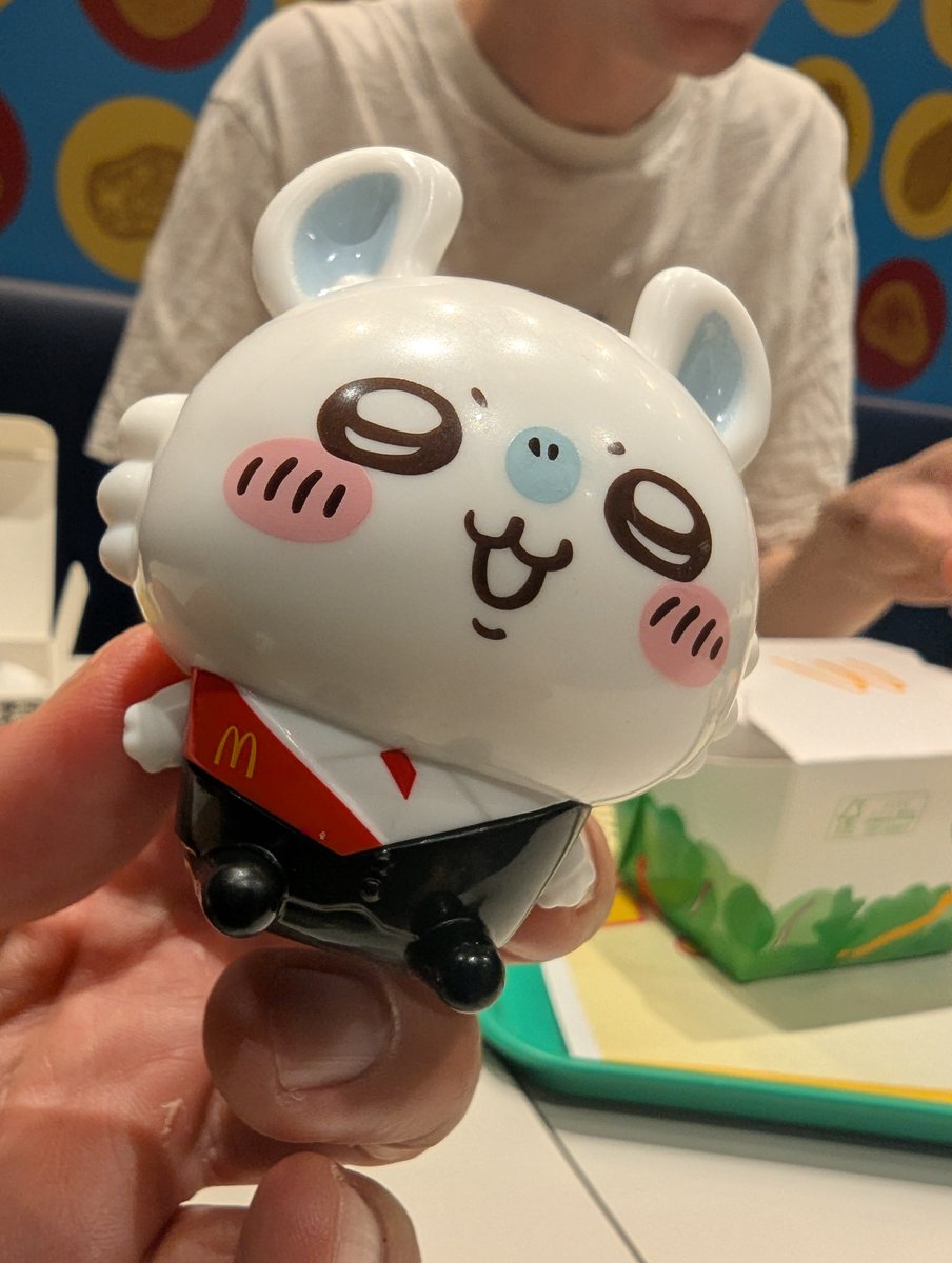 ArturGalata's tweet photo. 日本『大きい』
私『おおきい』

日本『大川』
私『おおかわ』

日本『小さい』
私『ちいさい』

日本『小川』
私『ちいかわ！！！ちいかわ！！！』
日本『おがわ』
私『イーヤーヤダヤダ！！ちいかわになれーッ！！！』 https://t.co/uK6vKTIcA7