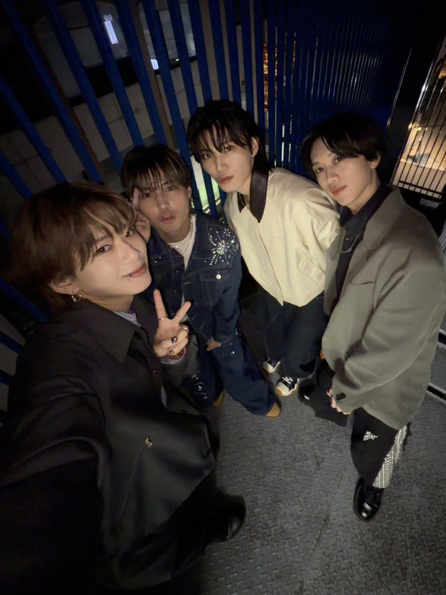 AGE_JUN_'s tweet photo. 本日は聖貴のスペシャルトークイベント
2部のゲストとして呼んでもらいました🙌

聖貴ありがとー🤘
そしてみんなありがとー！

笑い疲れるとはこのこと🕺笑 https://t.co/AWzQn4e1FF