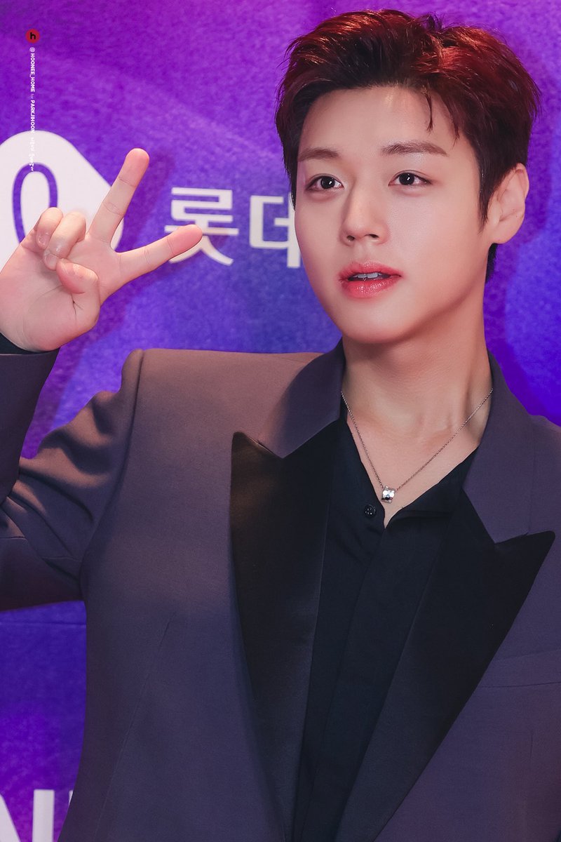 Hoonee_home's tweet photo. 20261007 부일영화상

메이만의 지훈이🫰🏻✨

#박지훈 #Parkjihoon
#어트케이렇게계속잘생길수가있지_🤭 https://t.co/UDhluuM1Id