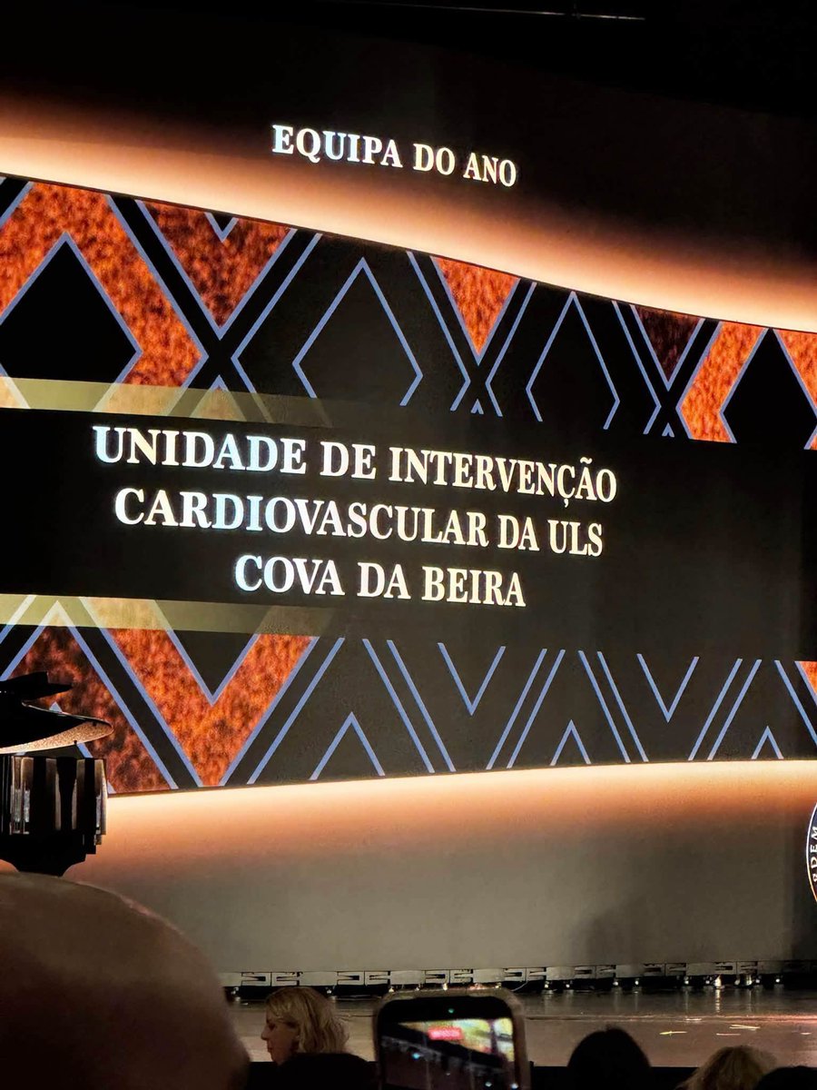 ulscbeira's tweet photo. ULS DA COVA DA BEIRA DISTINGUIDA NA VII GALA DOS ENFERMEIROS https://t.co/mfbfDdnzE1 https://t.co/KCy7QS8atK