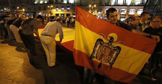 foromemoria's tweet photo. La impunidad del franquismo no pertenece solo al pasado, tiene consecuencias en el presente: una democracia que deja espacio a quienes reivindican la dictadura y blanquean sus crímenes. Mientras la extrema derecha avanza, el Gobierno ha desaprovechado años para combatirla. https://t.co/5rXSGdn8Zm