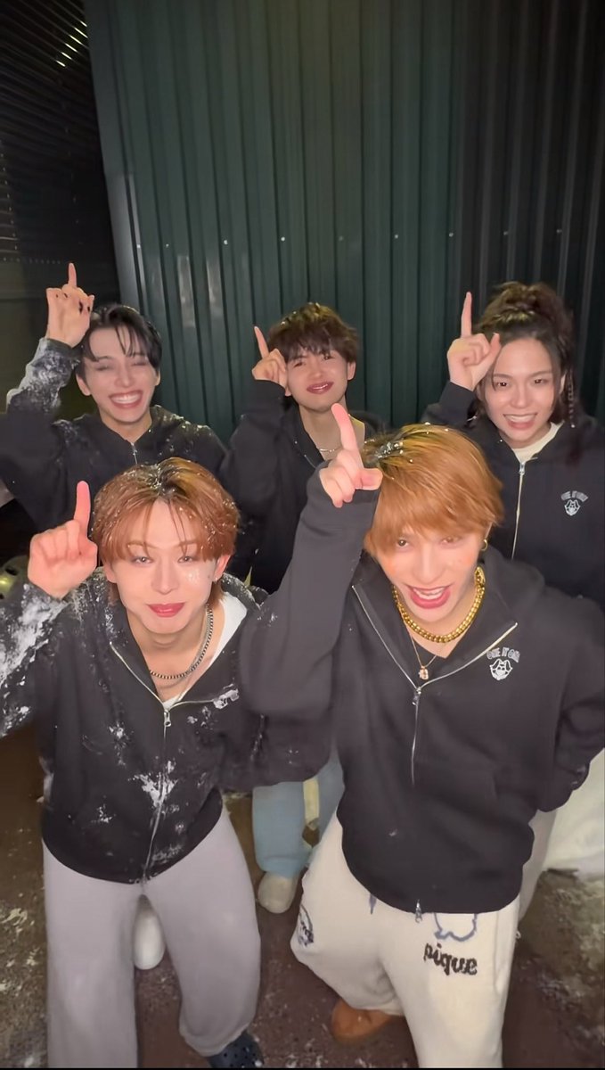 re1_____s2's tweet photo. やっぱりみんな襟足長い玲くん好きだよね、わかるよ🙂‍↕️私は襟足長いというより髪長い玲くん大好きだもん⸜( ˶'ᵕ'˶)⸝
(そんな気がしてるトキメキ玲くん大好き♡) https://t.co/lu28aW74ee