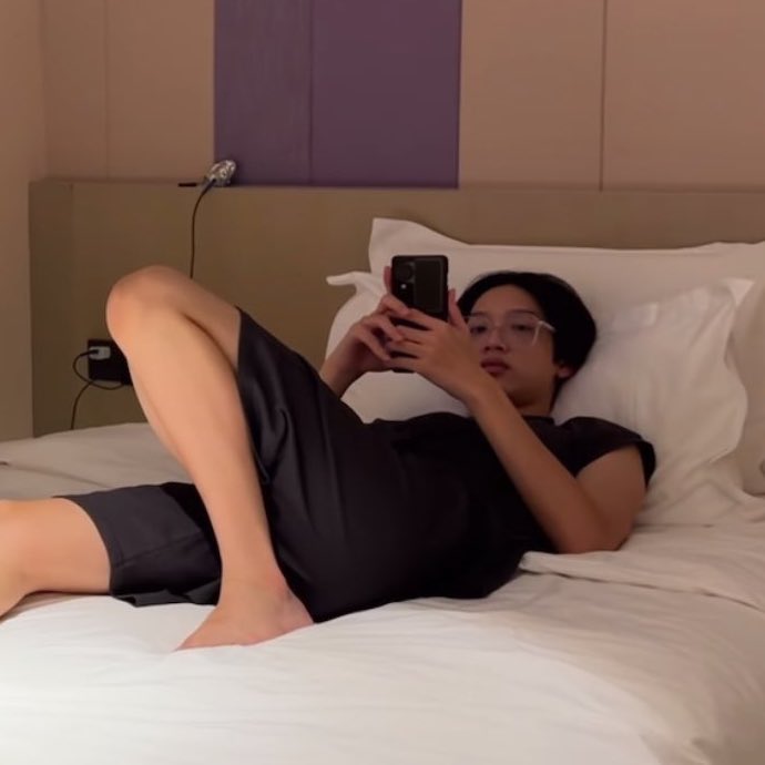 melrymaw's tweet photo. แช่ม Comfortable https://t.co/Gxbc5kaXB0
