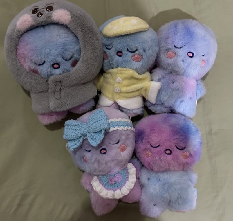 spiesboo's tweet photo. WTS RIIZE EUNSEOK MERCH OFFICIAL

> doll dumpling sealed
>handphone charm sealed
>doll summer 1 unsealed
>cable holder 2 sealed
>midnight mirage
>yongdol 20cm

boleh dm dulu aja buat tanya harga, dijual karena udh stop koleksi😊 nego juga bisa yaa🥹

riize eunseok yongdol wts wtb https://t.co/obmW3gbEpR
