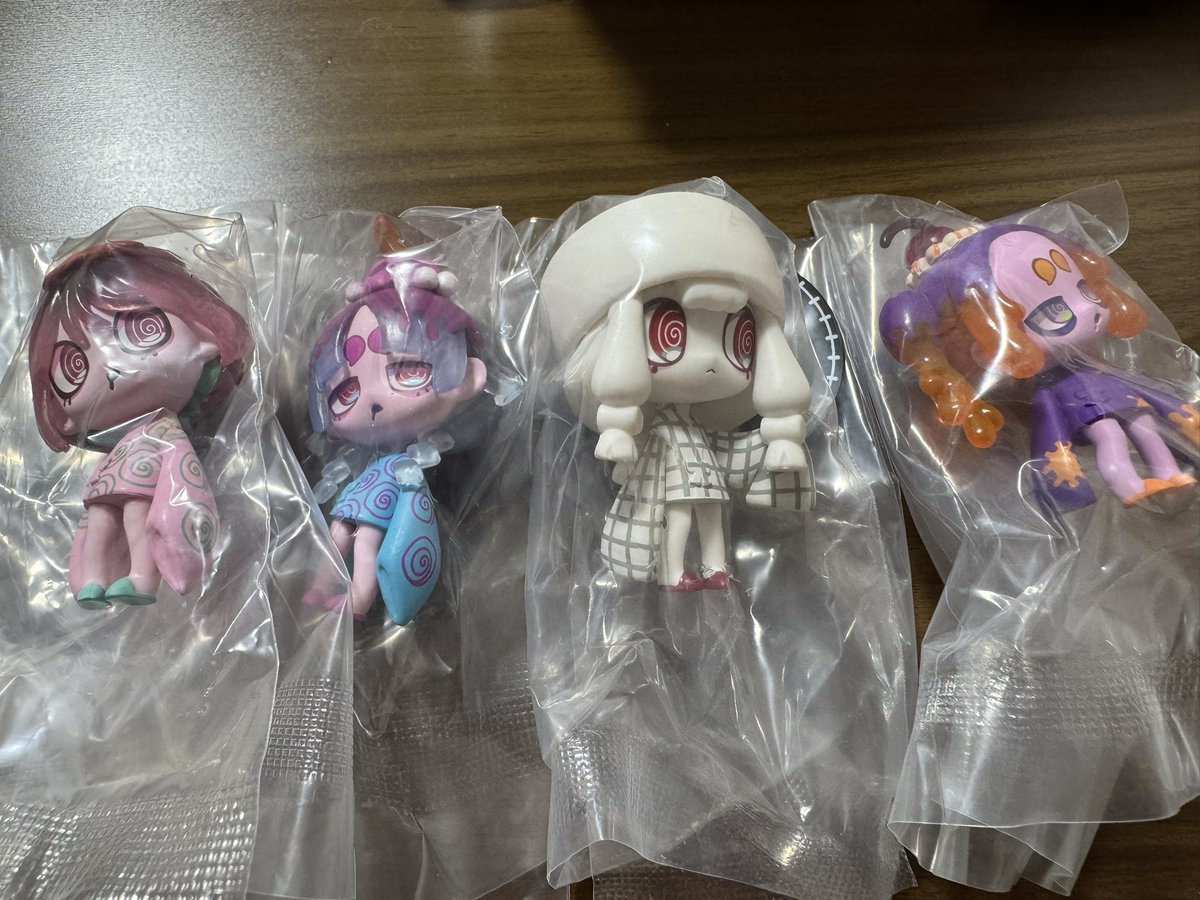 ri_syoko's tweet photo. いつも通りガチャガチャしました https://t.co/8boSauWZXh