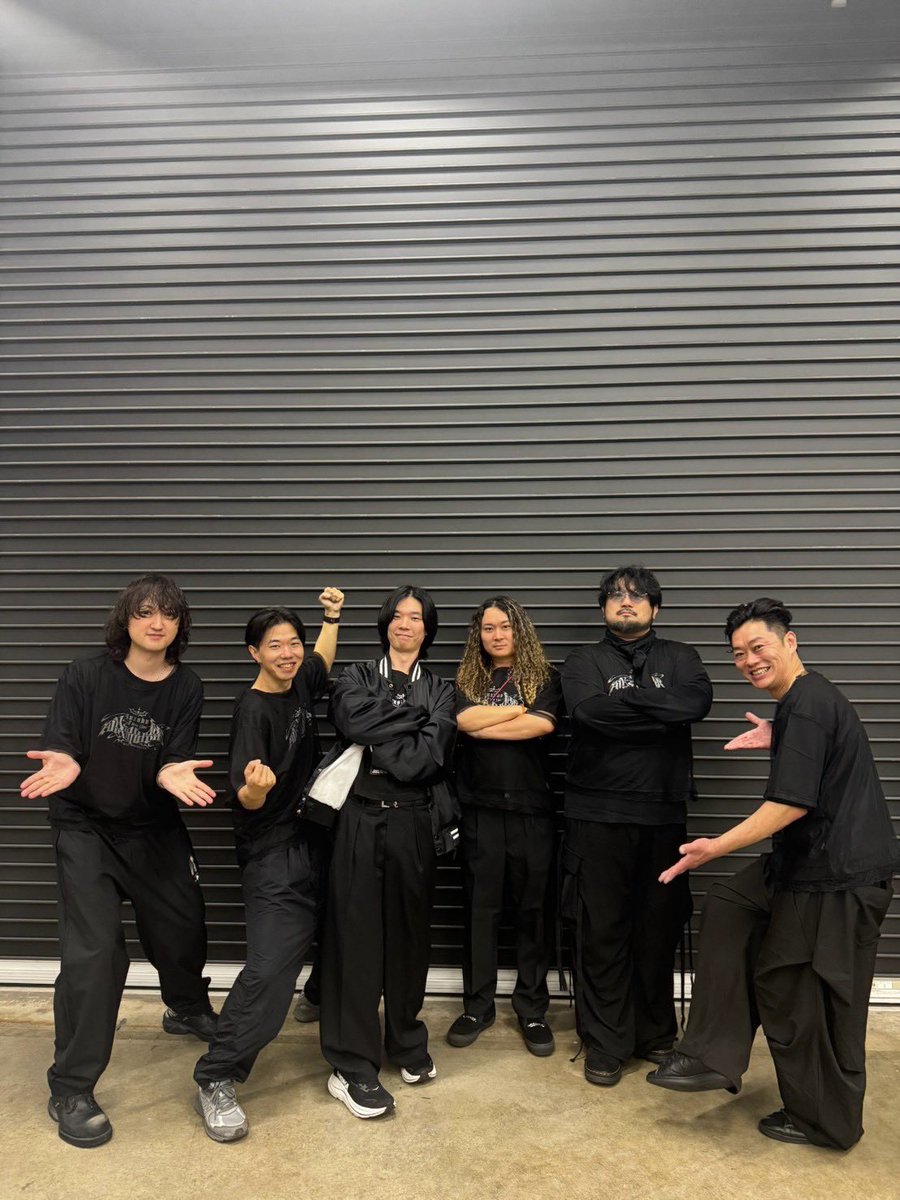 hatch_bell's tweet photo. 2026,10,12 #葛葉ワンマンライブ
Bloody Alexandrite
音楽監督を務めさせていただきました！！

葛葉バンド
Gt&amp;バンマス @watanabeyuta_gt 
Gt @JosephGen_ 
Ba ＠Y_I_U_W 
Key ＠talebsbass 
Dr @sato_shoyu_miso 

ありがとうございました！！ https://t.co/jl3cCwAbUh