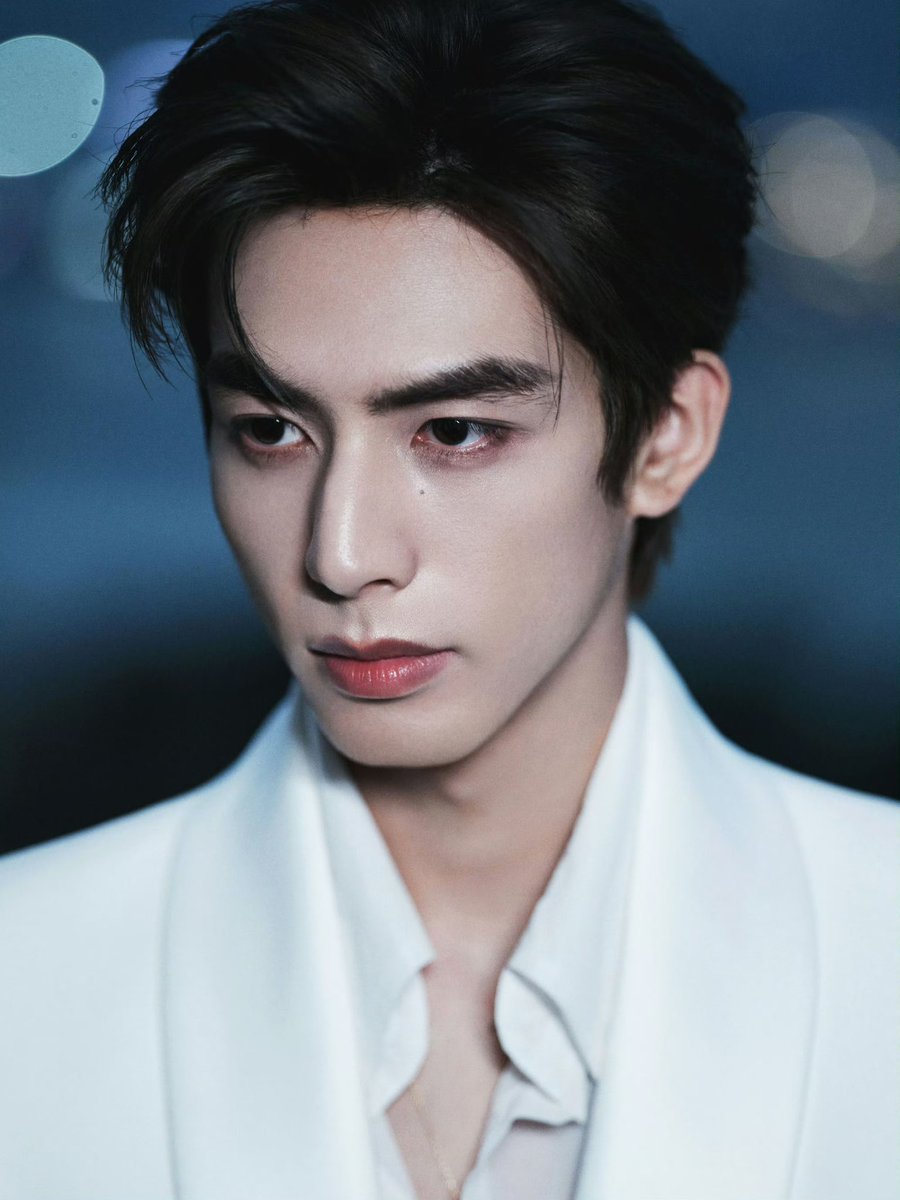 mylilbabyj's tweet photo. ซ่งเวยหลงของประชาชนของจริง https://t.co/1CXDH625AE