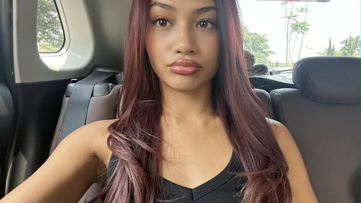 queenetey's tweet photo. heard it was #orchidselcaday 💋 https://t.co/PiffQnAh9j