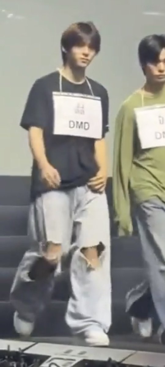 tee46cm's tweet photo. ฮีรักของฮีมากตัวนี้ หาไม่เจอมีร้องไห้55555 555552555555555555555555 https://t.co/ydIPcSm5iB