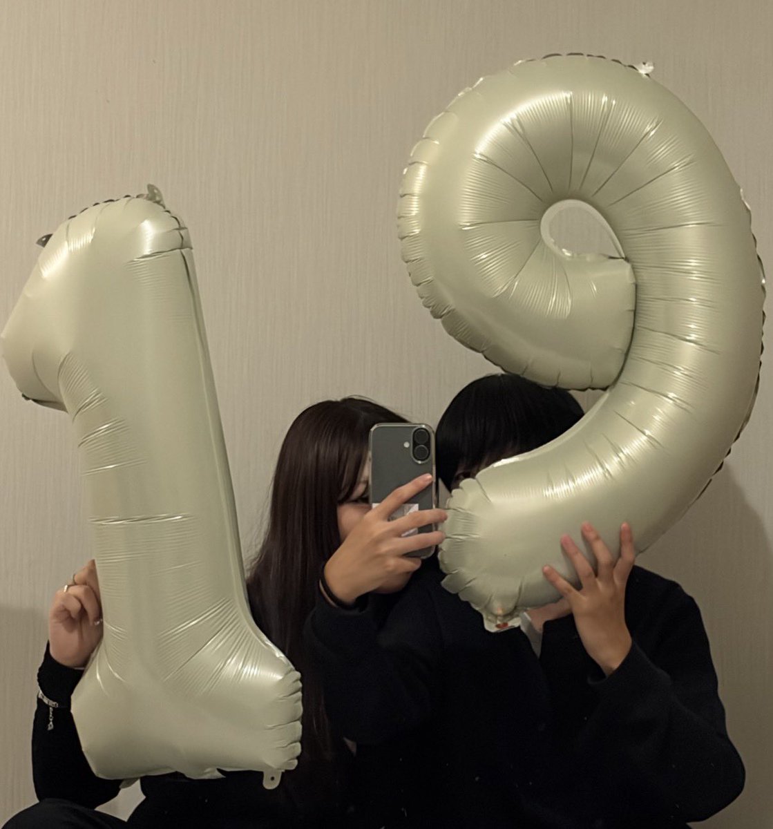_kkk2ll's tweet photo. 10.11 Happy Birthday✨️💖 https://t.co/tSjojV9NK3