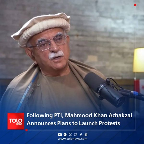 KabulkhanVxi4f's tweet photo. This man pretends to be a #Pashtun leader, but in reality, he is nothing more than a loyal #lapdog of the #Pakistani { PigStanis}government. Never trust these old goats who hide behind Pashtun identity while serving Pakistan’s interests instead of their own people. @TOLONewsEnglish
@MKAchakzaiPKMAP