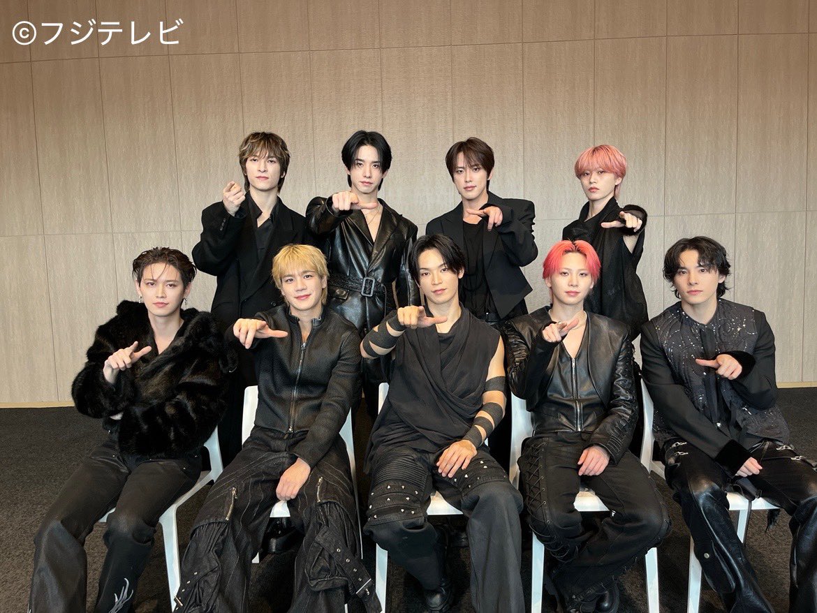 nonstop_fujitv's tweet photo. 🟢あす13日9時50分ごろ〜
【ノンストップ！タブロイド📷】
✈️北米ツアー中の
 #JO1 へインタビュー🎤✨
MC設楽に、ロスのメンバーから質問🙋
「多忙を乗り切るコツは❓」 https://t.co/0GMAsoPN1b