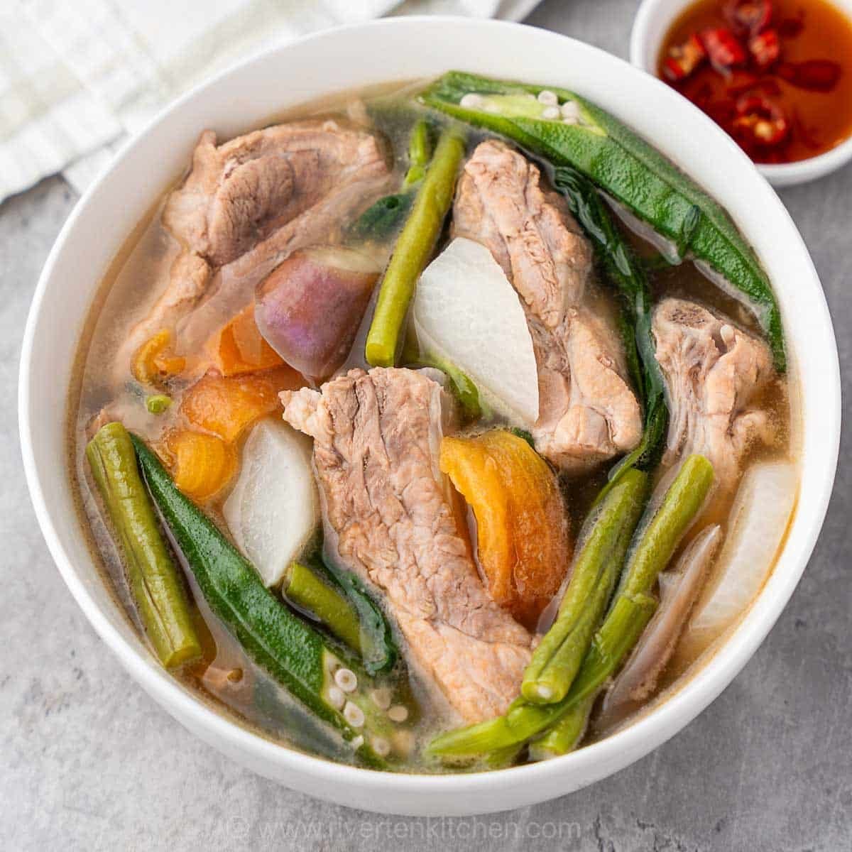 spicyndokito's tweet photo. SINIGANG vs TINOLA

team sinigang ako kasi parang hilaw yung tinola 😔 https://t.co/CxA97LHvlm