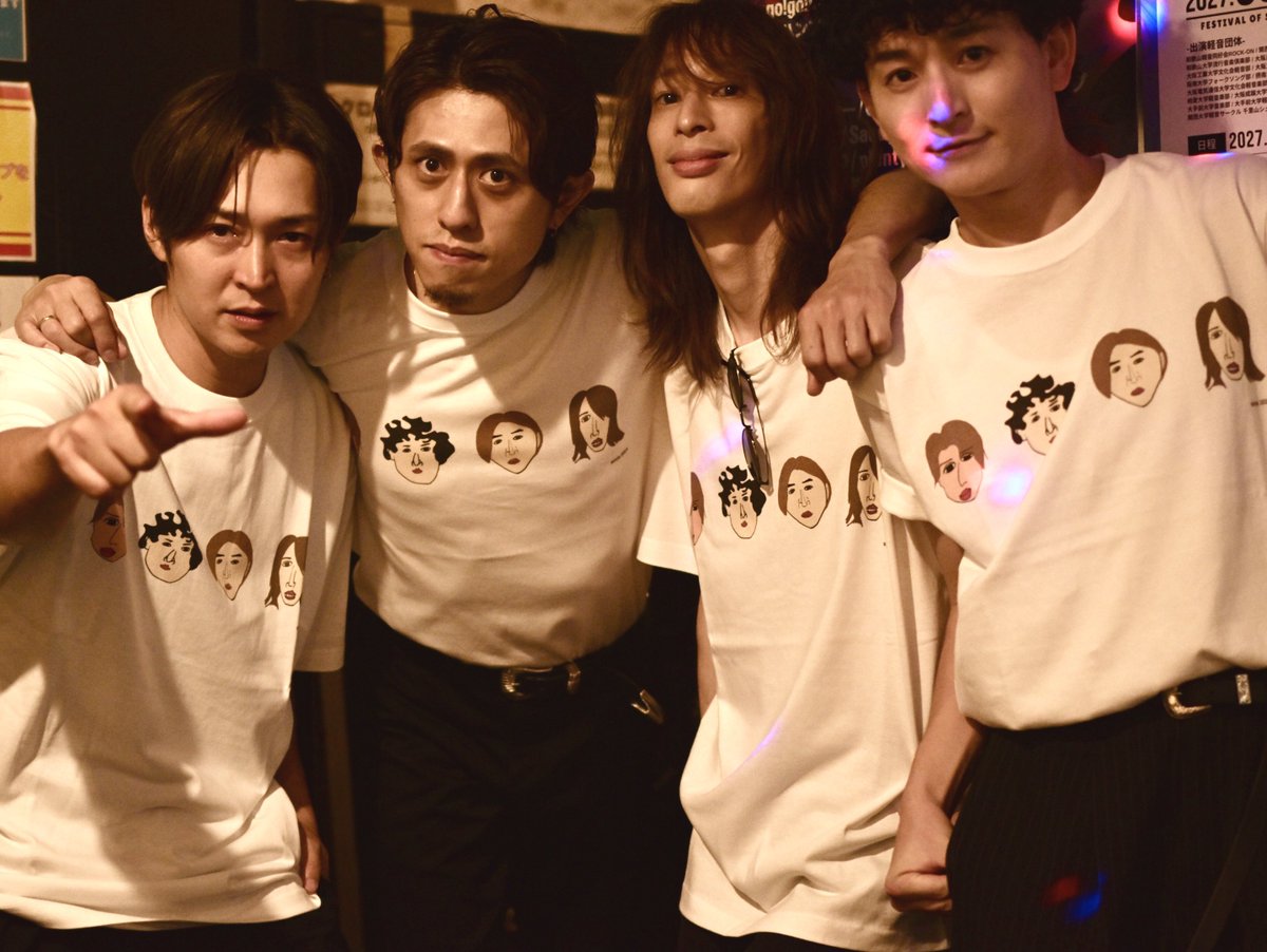 naf4piece's tweet photo. #ミナホ 初出演でした⚡
沢山の出演者の中から最後にnaf. を選んで見に来てくださった皆様、ありがとうございました！
ミナホの熱に負けないよう、いつもより攻めたセトリ、いかがでしたでしょうか。
来年もツアーで大阪に行くのでその時はまたよろしくお願いいたします！

▶Next Live
🎸12月4日(金)Yuto Birthday Fes@渋谷gee-ge
🎸12月11日(金)naf.ワンマン@下北沢近松
#naf.