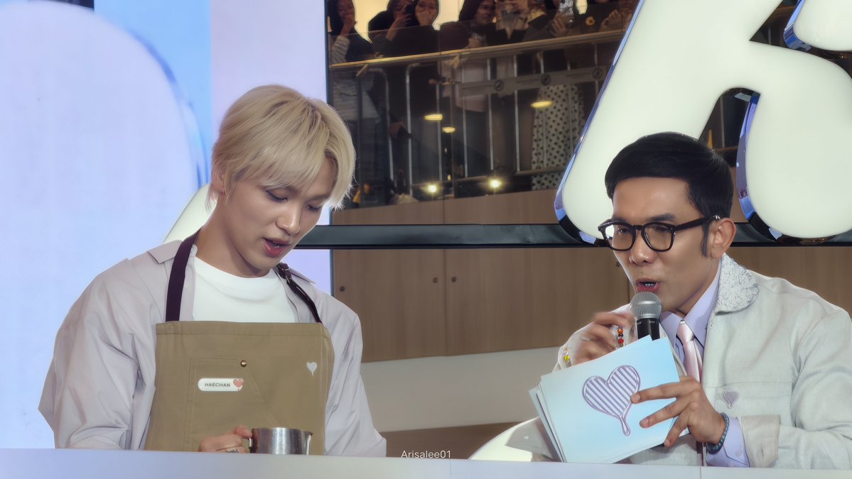 Arisalee01's tweet photo. HAECHAN x Kopi Kenangan 

#HAECHAN #해찬 #엔시티 #nct https://t.co/RhHhLoZBV8