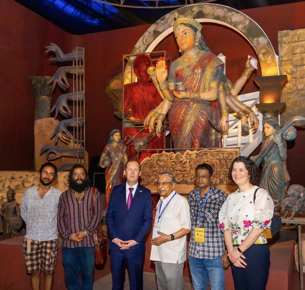 USAmbIndia's tweet photo. Great to be back in Kolkata! Visited some beautiful pandals and experienced firsthand the incredible creativity, community spirit, and warmth. I can see why this celebration is so special. Happy Durga Puja to everyone celebrating! https://t.co/PsX4imUqhD