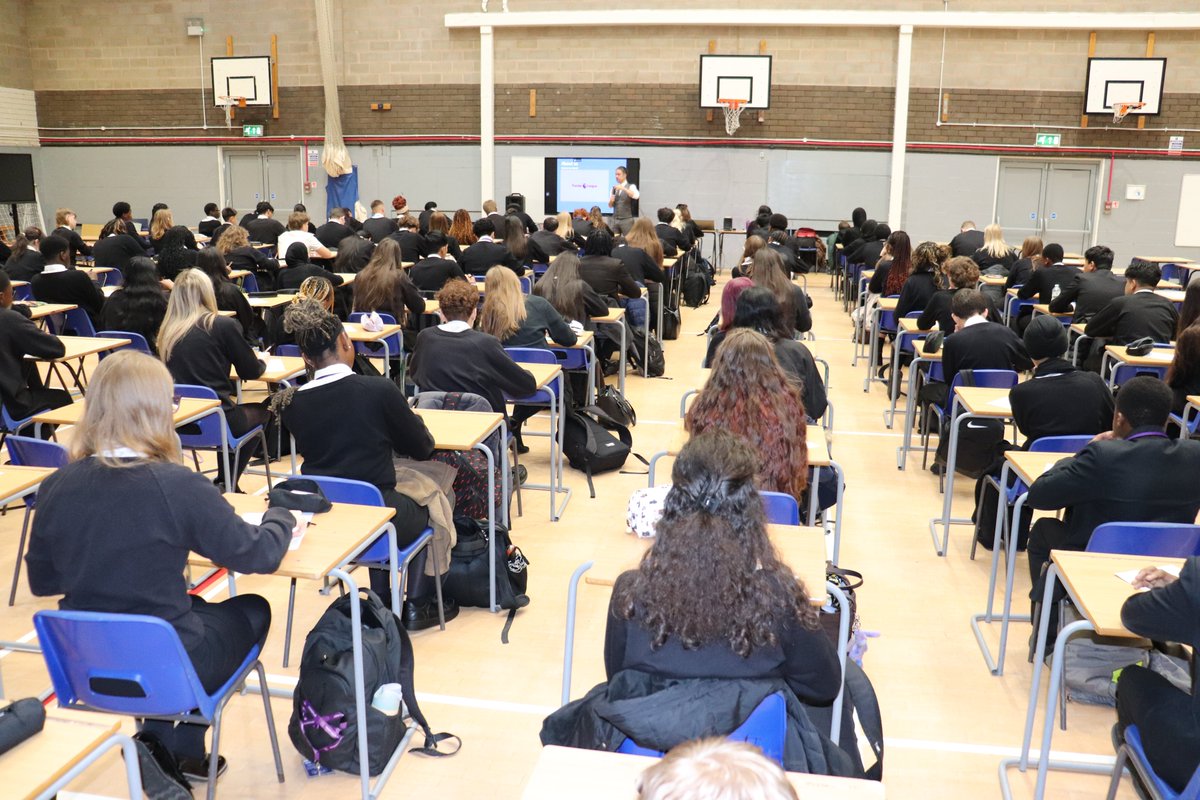 MaximizeYP's tweet photo. Two brilliant groups of Year 11 @eactwillenhall taking part in their Maximize GCSE Revision &amp; Exam Prep sessions. Many thanks to Mrs Singh, Assistant Head, for another warm welcome. https://t.co/h9Fmo1lp5Q
