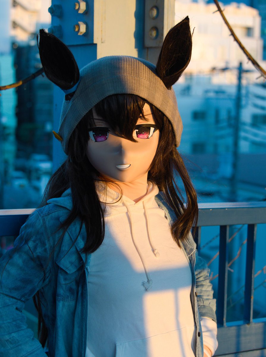 zori_naka's tweet photo. お迎え報告です。
『ウマ娘 プリティーダービー』より、ナカヤマフェスタを制作しました。

撮影： @matsunosuke_sai 
#cosplayㅤㅤㅤㅤㅤ #kigurumi https://t.co/UNyNseZezp