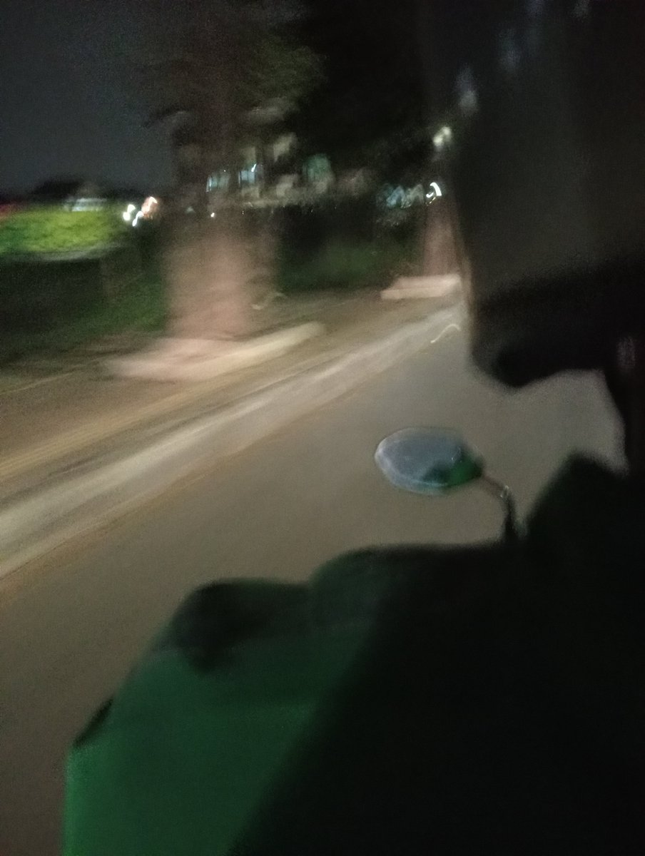 m0onriver_'s tweet photo. whenn yaa pulang coolyeah siang😔 https://t.co/sB1uhLx0TL