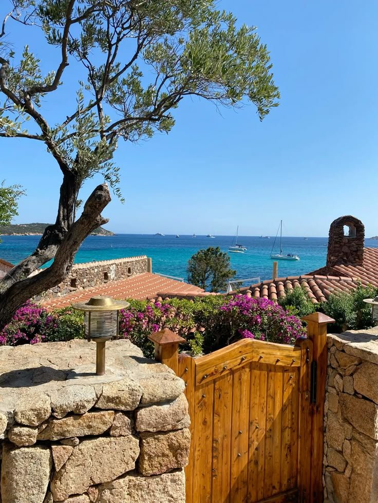 onllycutestuff's tweet photo. Porto Cervo, Sardegna https://t.co/nzpvJUmINL