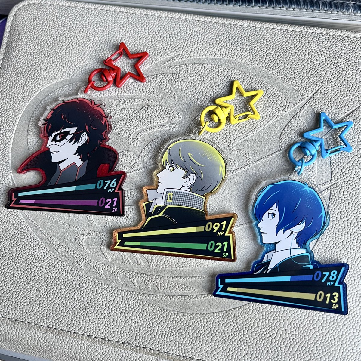 redevara's tweet photo. Keychain sample ✨ #persona #cf23 https://t.co/2tnGTevBjx