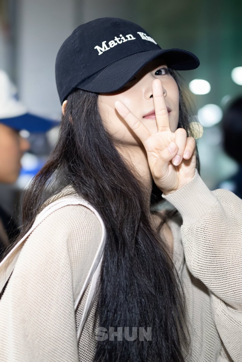 thinkaboutshun's tweet photo. 261012 ICN

6일 동안 고마웠어💙💙💙
앞으로도 기대🦌

#TWICE #트와이스 #トゥワイス 
#TZUYU #쯔위 #子瑜 #ツウィ https://t.co/TBBffBXfm7