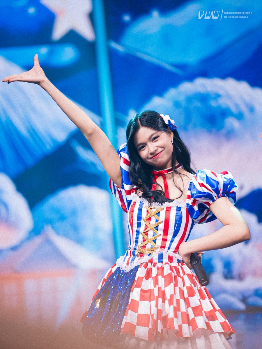 PAW090108's tweet photo. Shining bright like a star ⭐️ 

@Nala_JKT48 🥹🫶

#SeniNala #NALA #PAW🐾 https://t.co/H3T159lOyg