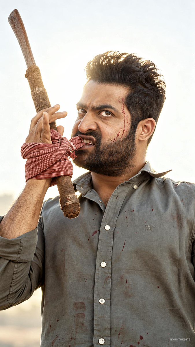 VeeraRaghava992's tweet photo. Aravindha Sametha Veera Raghava💥

chala rojulu tharvatha chusa wahhhhh 
Absolute Cinema📽️ 

Thank you Guruji and @MusicThaman https://t.co/bvar6ZGZS3