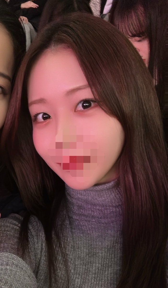 temporaryps's tweet photo. 自然癒着して3ヶ月👀
二重幅が少し変わるだけで華やかになってめちゃくちゃ満足💯 https://t.co/IhTe5vHCCu