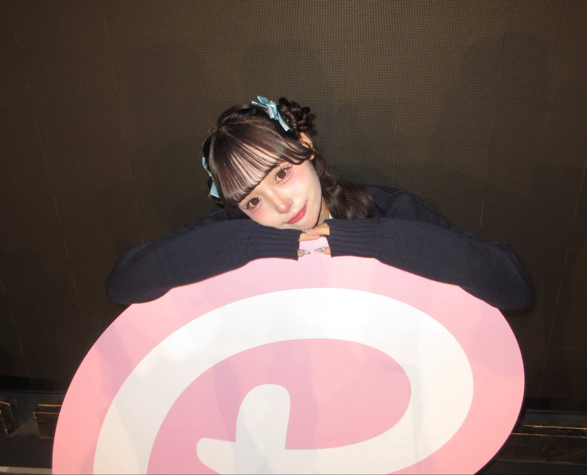 shizuku_pxrb's tweet photo. 君のためにいつもしない髪型してみたんだ https://t.co/rJ0uS9rdnA