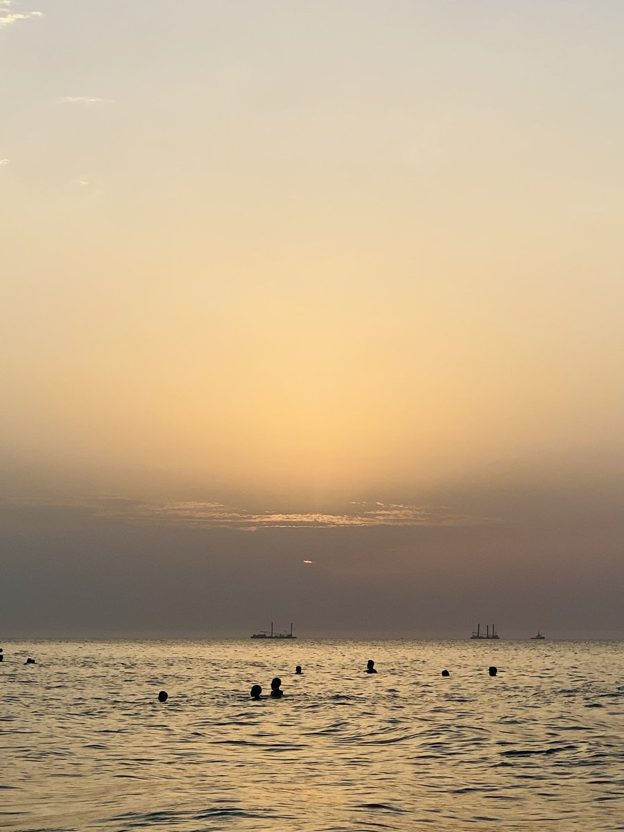 SwapnilG1323's tweet photo. Good evening everyone 🌅😊 https://t.co/qgpjLR33yc