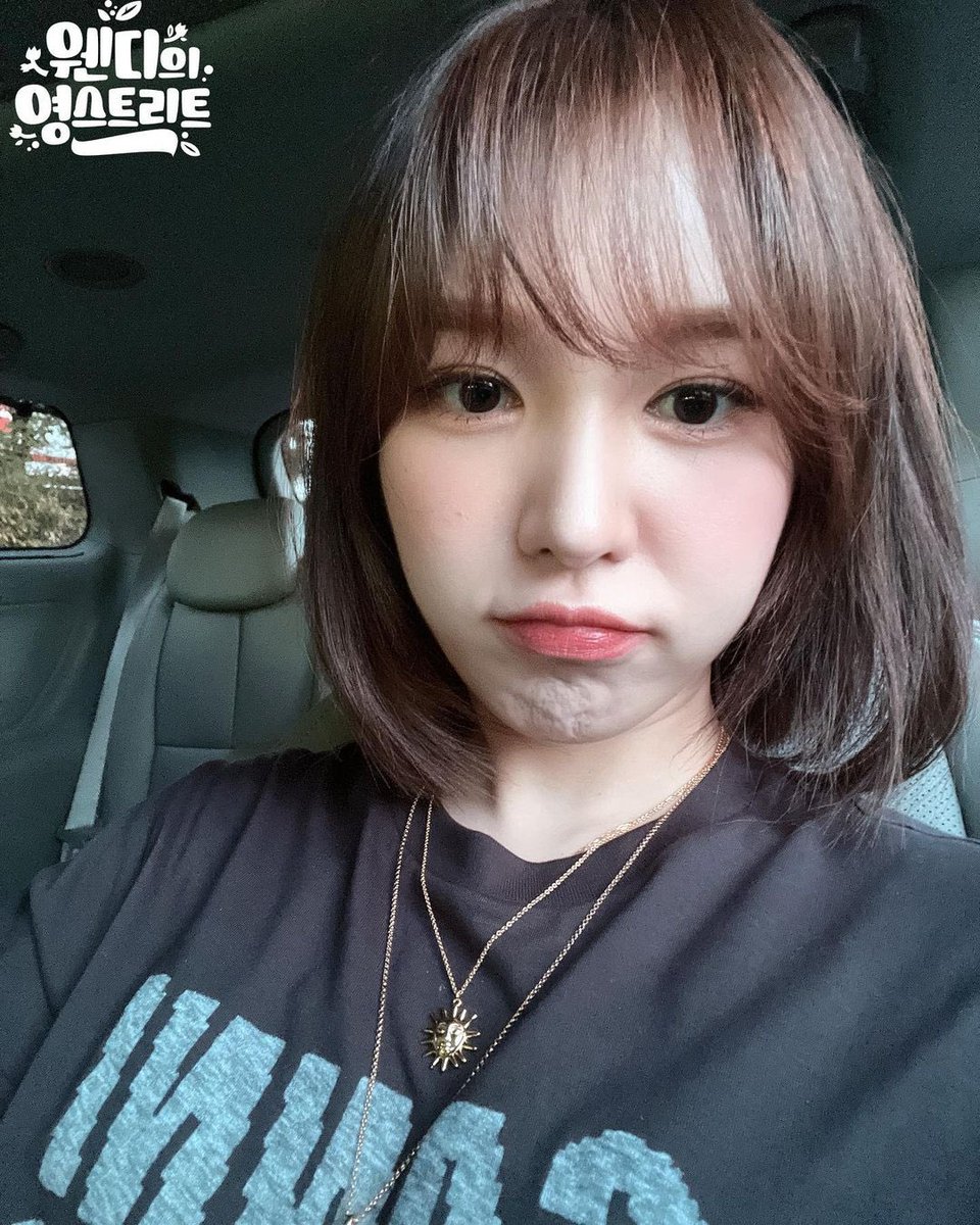 021ssw's tweet photo. missing wand’s casual car selfie updates lately… those were always so cute 🐶 https://t.co/uy7PHhp1do