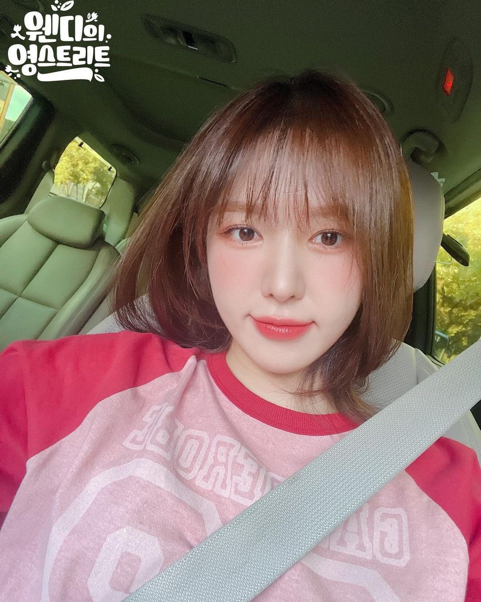 021ssw's tweet photo. missing wand’s casual car selfie updates lately… those were always so cute 🐶 https://t.co/uy7PHhp1do