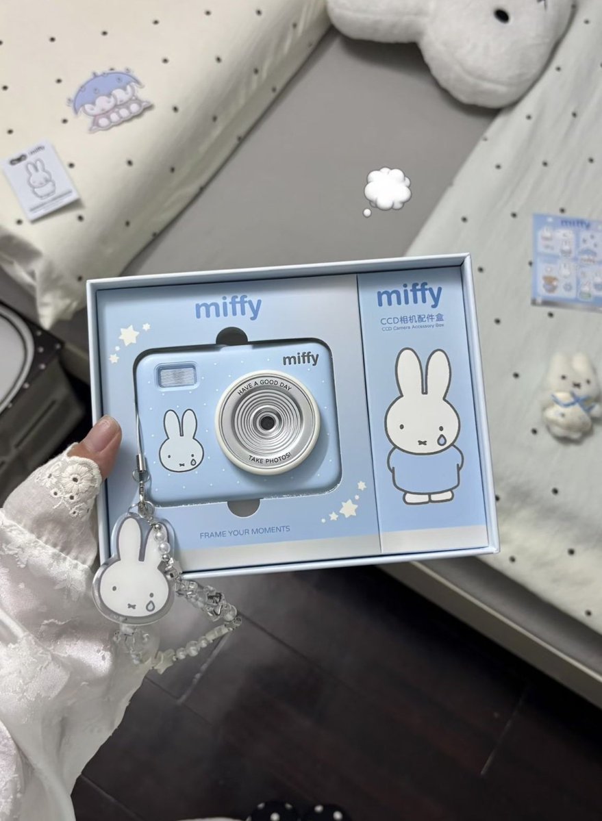verstif's tweet photo. WAIT... DIGICAM MIFFY INI IMUT BANGET 🩵 https://t.co/FdnItVq56I