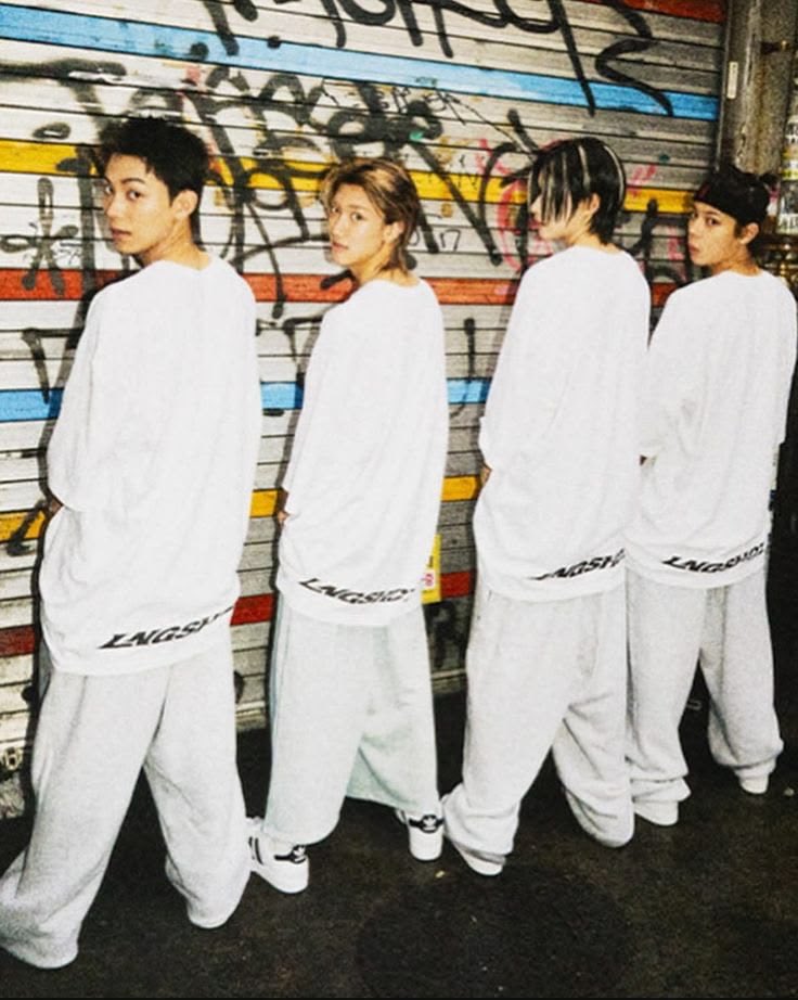saksesmangtap's tweet photo. 🗳️ Voting via X/Twitter ⬇️

I vote #LNGSHOT for Fan's Choice Male at #2026MAMAVOTE 

🤘😛🤘 https://t.co/Zhe7AeBOnd