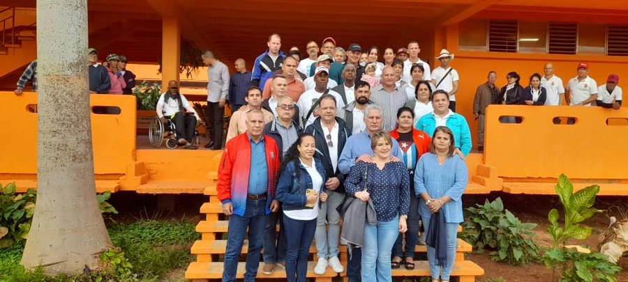 GladysArtemisa's tweet photo. Hoy cumple 87 años la Institución Religiosa Proyecto Sociocultural Cabildo Quisicuaba en 
#CentroHabana, fundada el 12 de Octubre de 1939 como  Asociación Espiritista Kardeciana Cruzada,una obra de infinito amor y dedicación.
#ArtemisaJuntosSomosMás
@DiazCanelB https://t.co/EJgcIhZiyv
