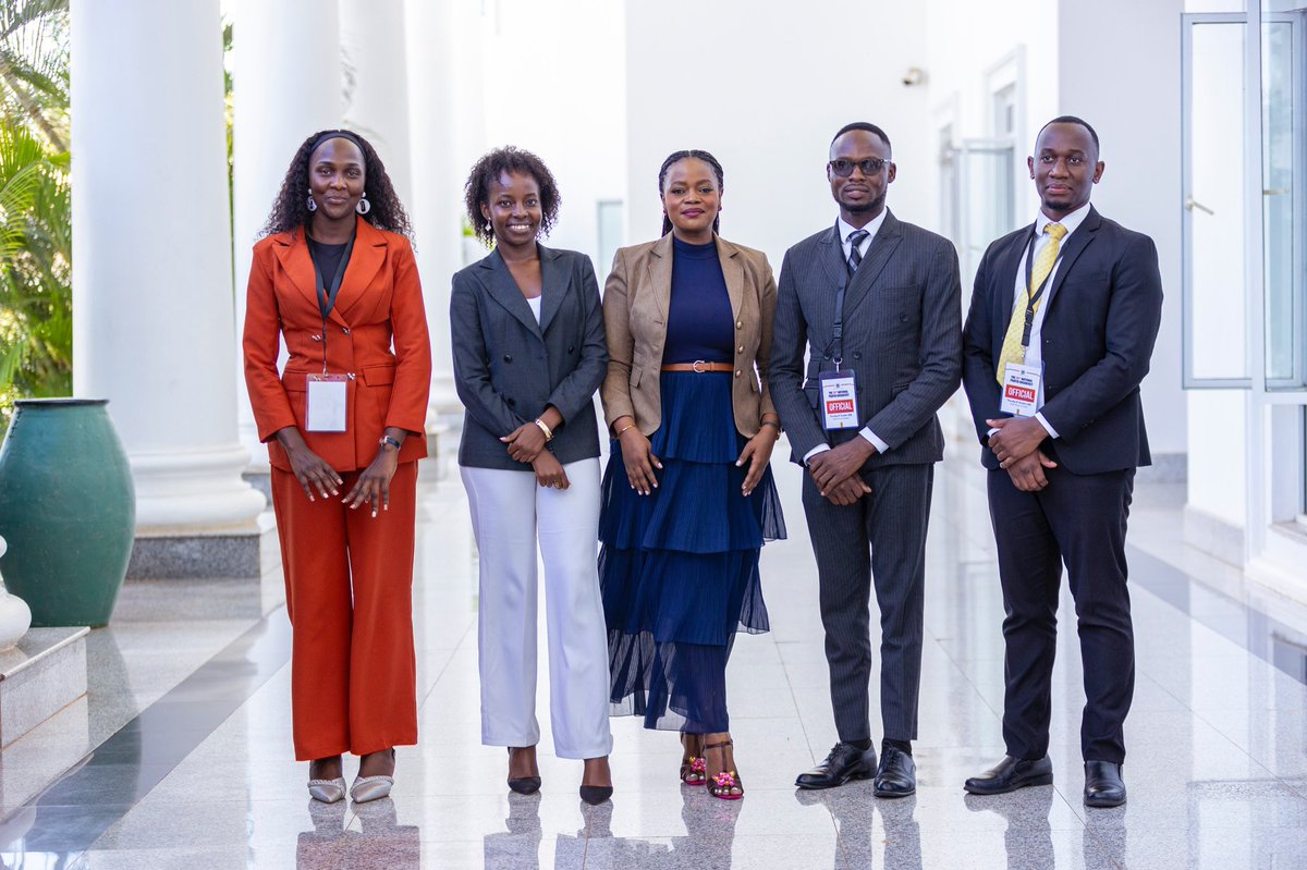 Solomonizac's tweet photo. Honored to have spent some insightful moments at State House Entebbe with my colleagues @EmmaCounsel @MercyAkite19462 @D_Daniella_7 and Gospel Min @Gabientaate  
Very worthwhile engagement. https://t.co/9O8arKFIk3