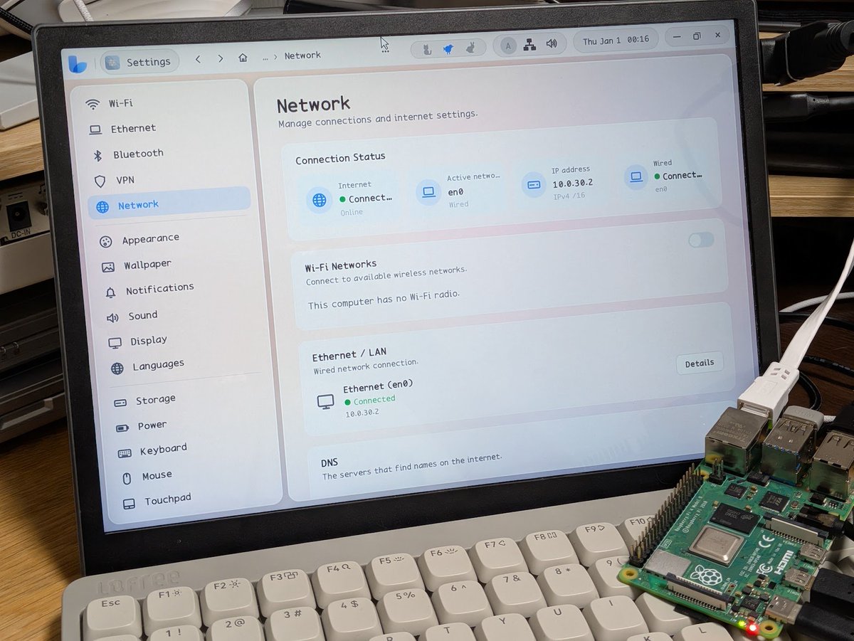 awe_morris's tweet photo. zedBSD / Keiland Desktop on Raspberry Pi 4
Vulkan-direct GPU driver for VideoCore VI
#osdev #自作OS https://t.co/flVUpjtJNh