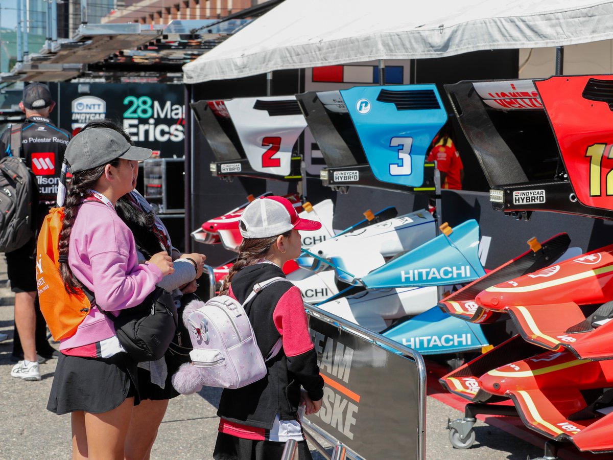 detroitgp's tweet photo. The Chevrolet Detroit Grand Prix presented by Lear is proud to be part of the Motor City and we love how the community continues to embrace this special event in Downtown Detroit. We’re honored to say that We Drive Detroit! https://t.co/xo7zAazAJm