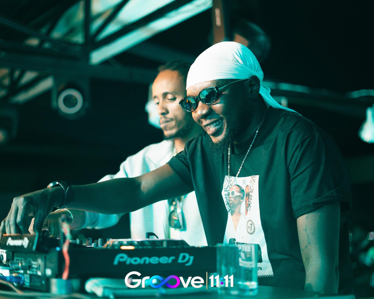 TheGrooveUg_'s tweet photo. House music from the soul!
@EL_Dj_Leo B2B Slim Lion
#TheGroove https://t.co/bb7RsGngJs