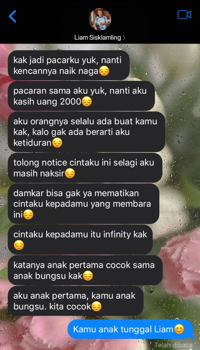 wintersleave's tweet photo. what if akhirnya hati kakak cantik tzuyu terketuk untuk berondong siskamling yang asbun itu.

ft. arvid limbad, ayah alan, dan bunda hannah (timses liam)😔 https://t.co/tMG0JZowLw