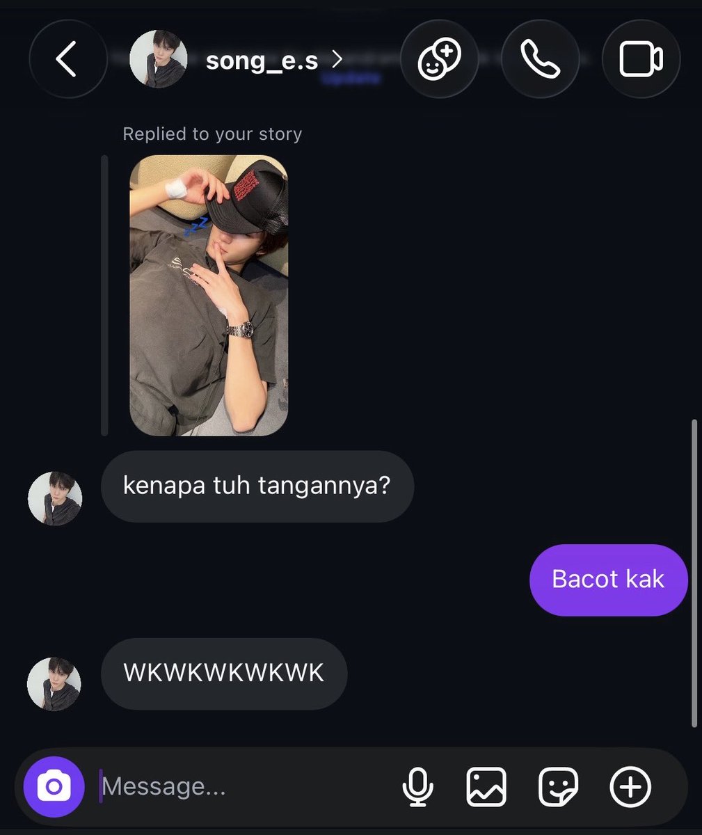 5dyssea's tweet photo. dunia adek au

adek terluka? kenapa?🔞 https://t.co/BsGretXlLg