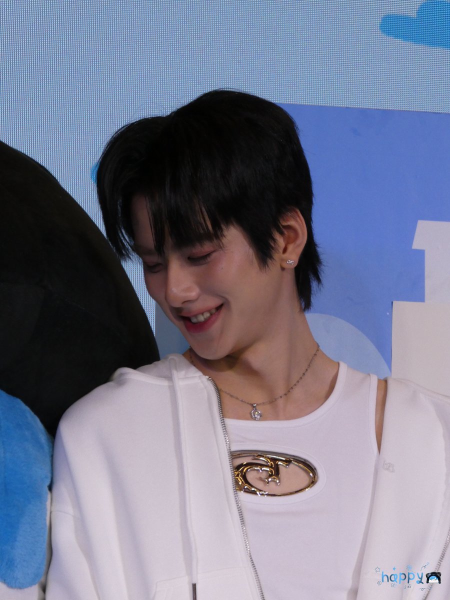 lilsiseie's tweet photo. too cute♡♡♡
I love savewrg 🦋🐱🦋

#SkinEditorFMFxAuAuSaveMhiipraew 
#savewrg #auausave https://t.co/FN60znCm8e