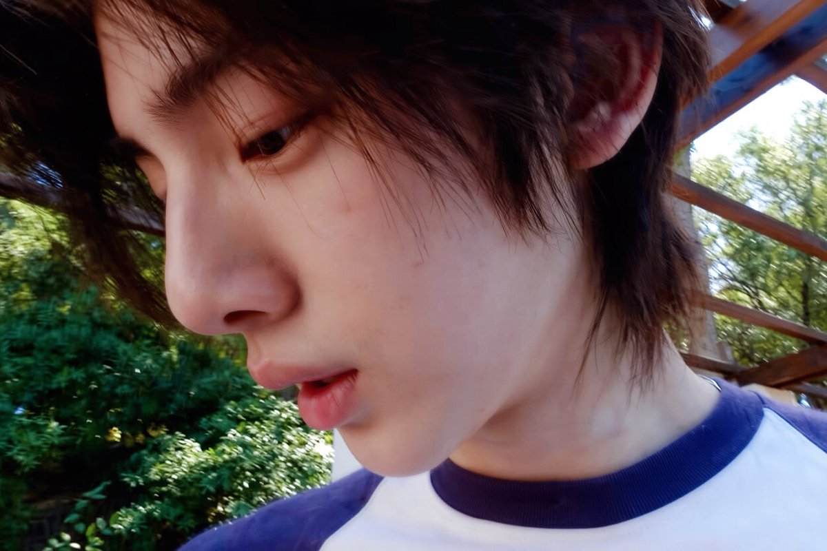 juhoonwink's tweet photo. 아니 진짜 개예뻐 미쳤나 봐 ㅜㅜ https://t.co/6WClSiaJuX